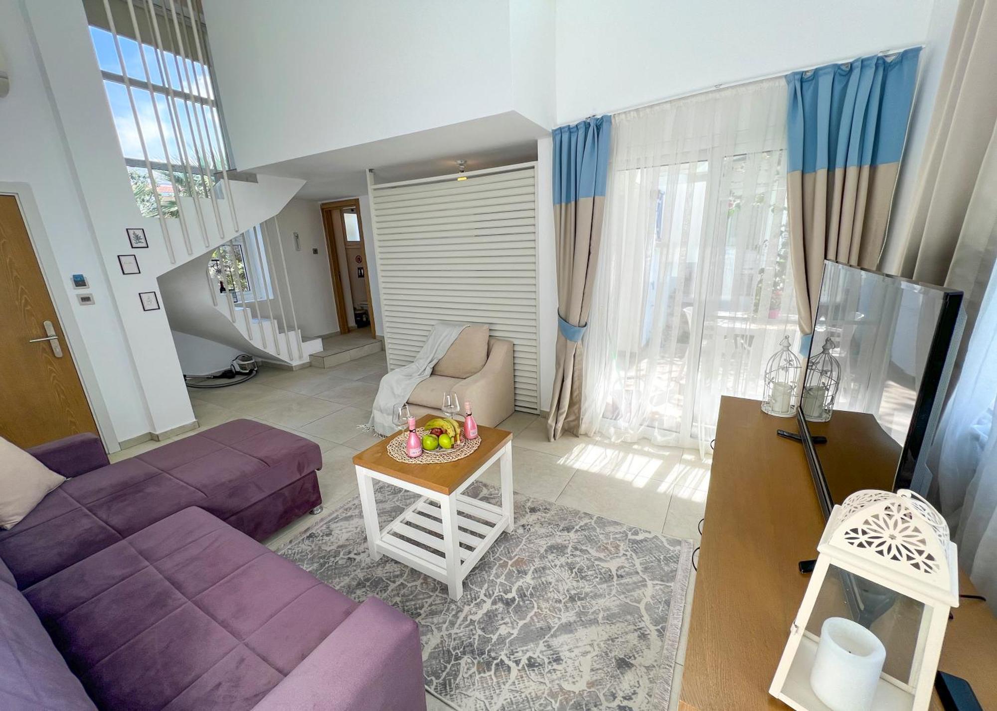 Garden Loft Apt With Pool In Alsancak Kyrenia Girne Dış mekan fotoğraf